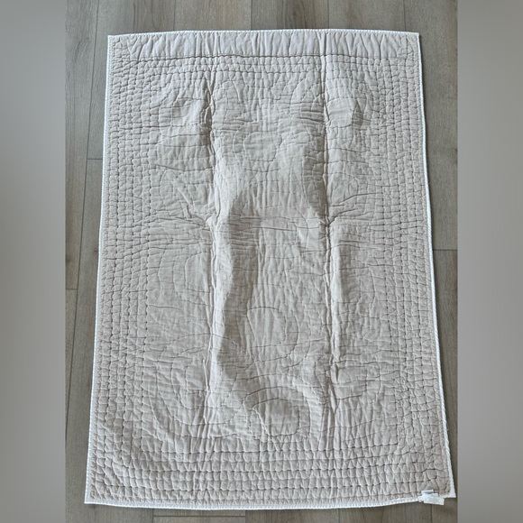 🌶️ Pottery Barn Kids Baby Quilt - Sheep Pattern. 2009 - Picture 3 of 5